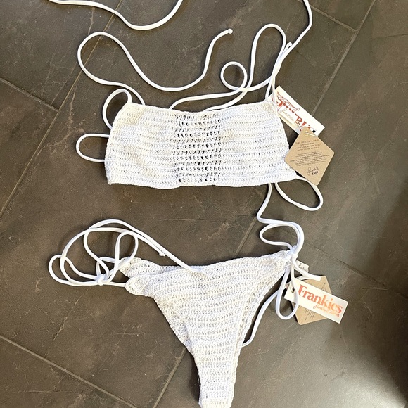 Frankie’s Bikinis Crochet Set - Picture 2 of 4